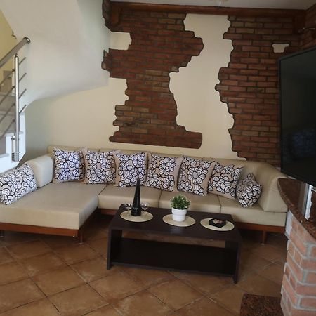 Makis Nest Apart-Hotel Vourvourou Bagian luar foto