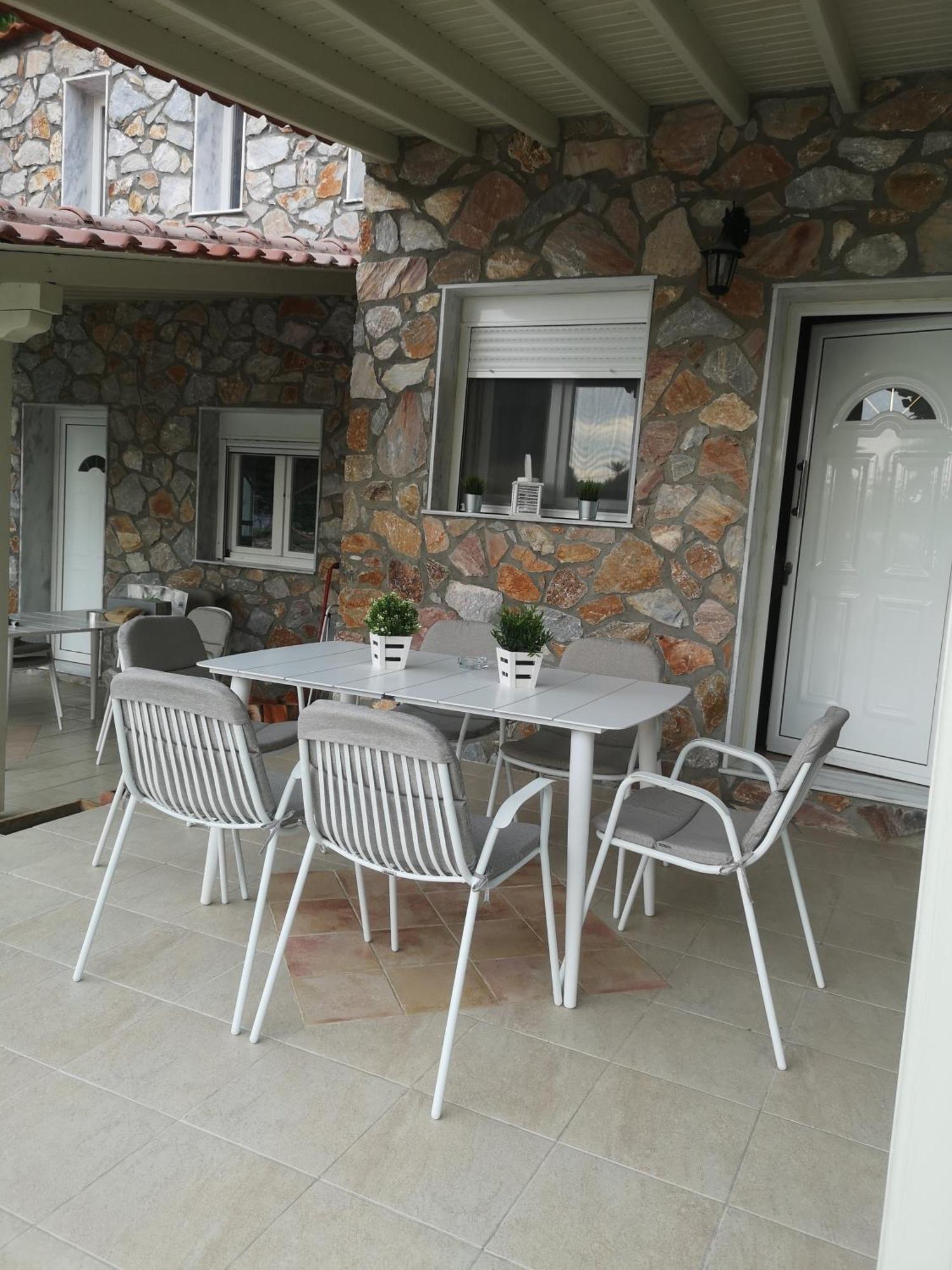Makis Nest Apart-Hotel Vourvourou Bagian luar foto