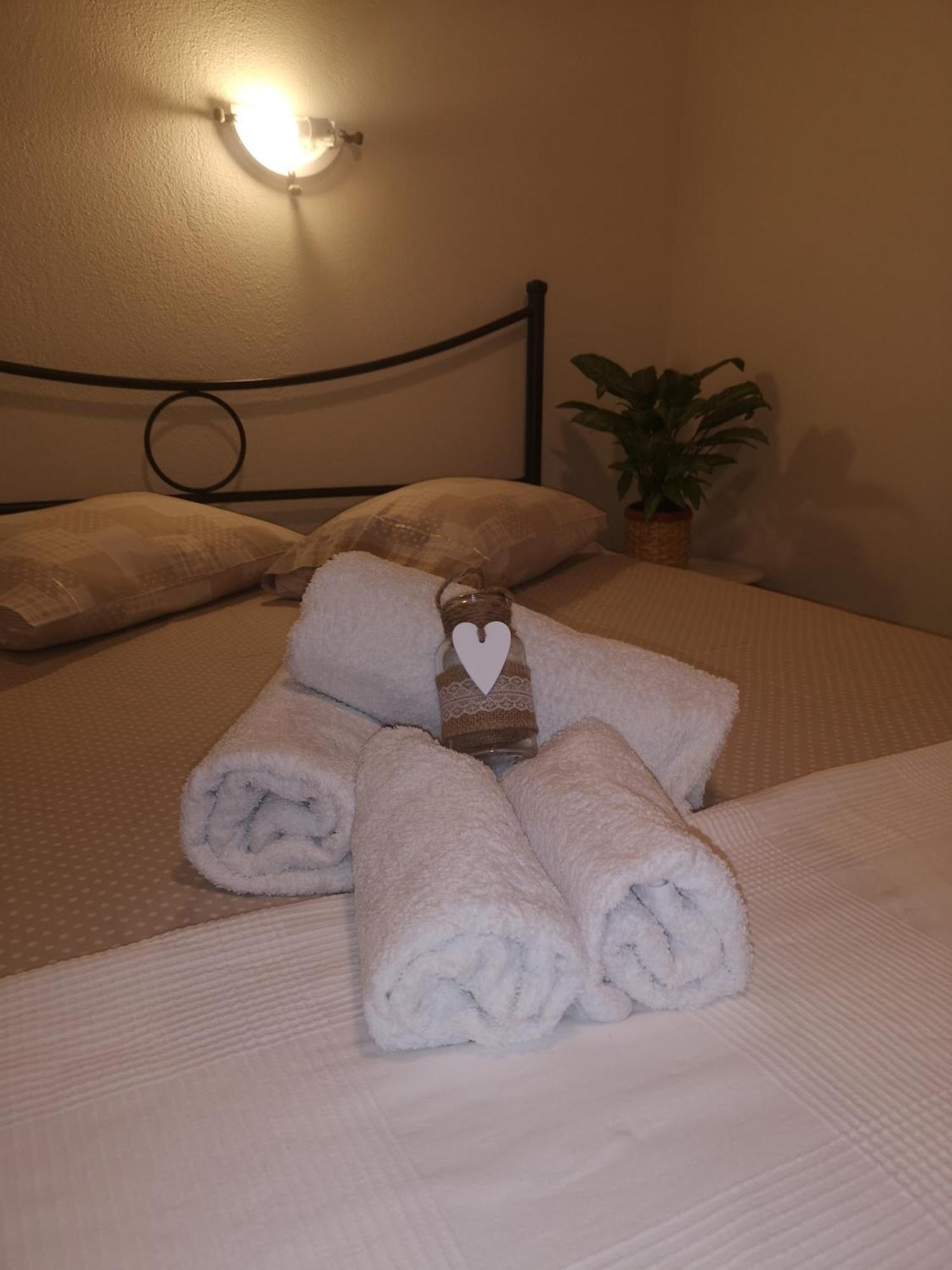 Makis Nest Apart-Hotel Vourvourou Bagian luar foto