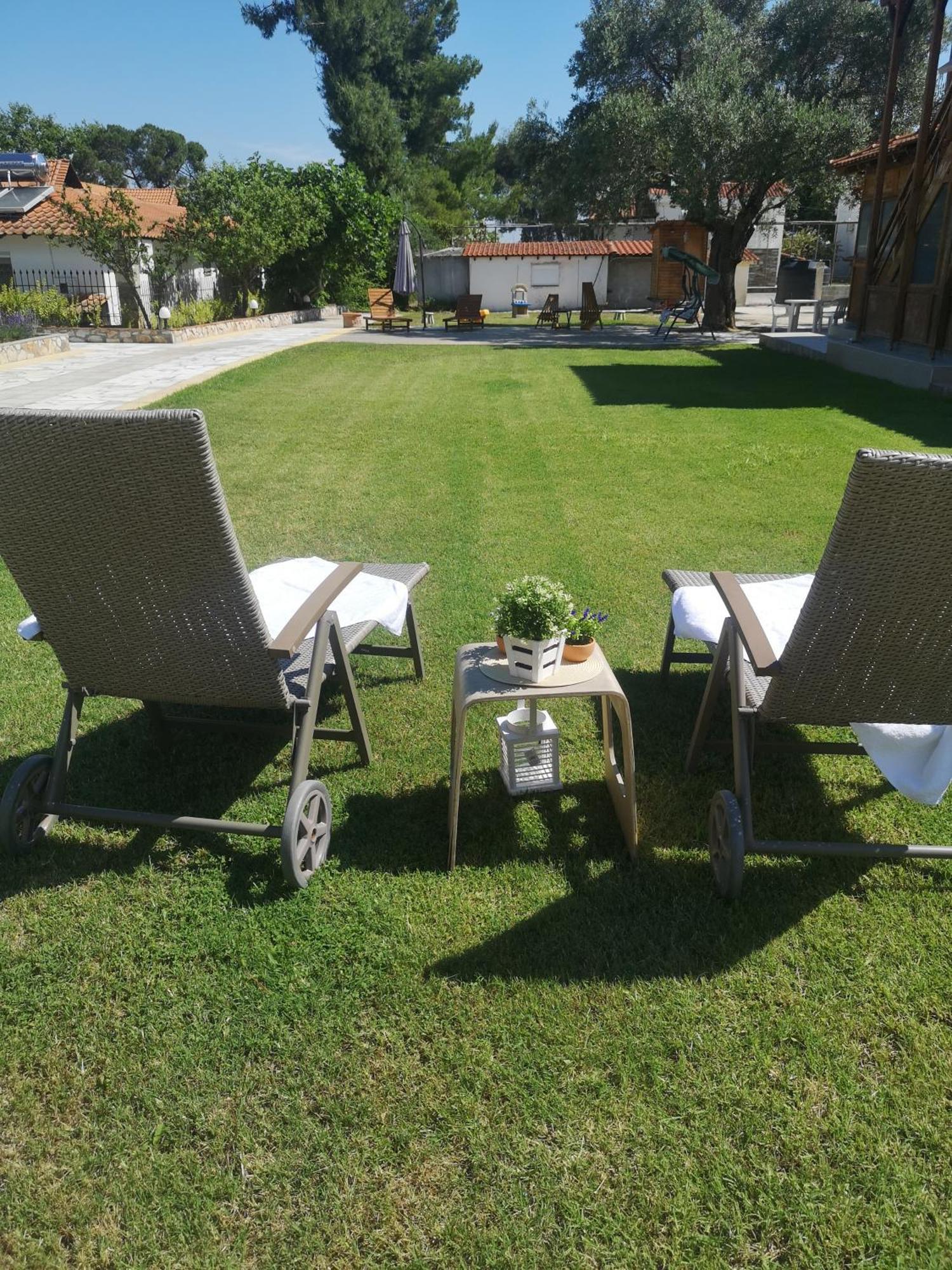 Makis Nest Apart-Hotel Vourvourou Bagian luar foto