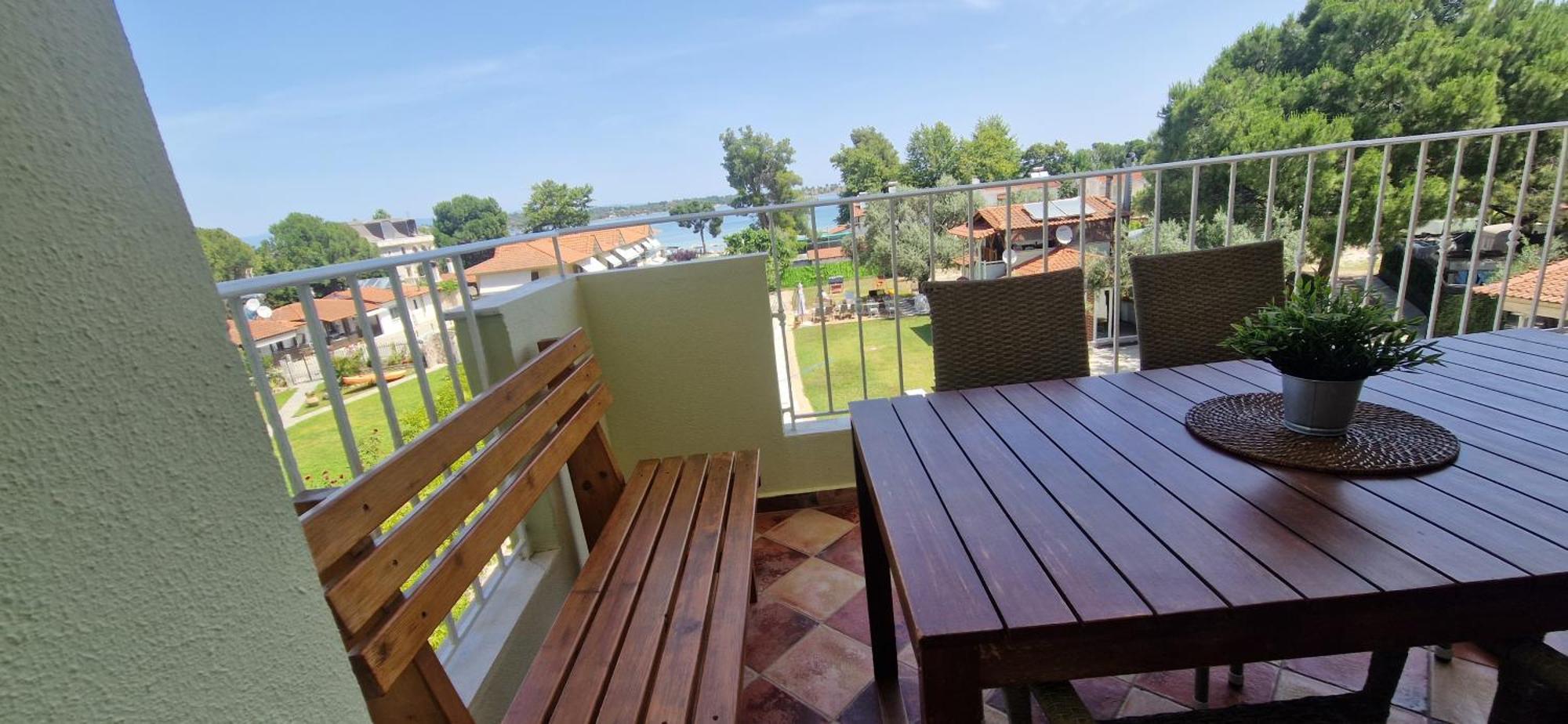 Makis Nest Apart-Hotel Vourvourou Bagian luar foto